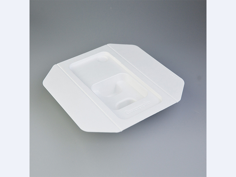 化妝品白色濕壓紙托包裝精華水禮盒裝